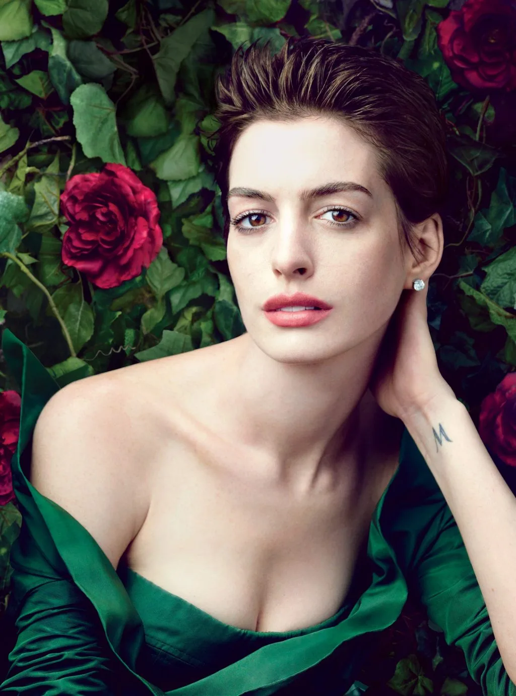 Vẻ đẹp không góc chết của Anne Hathaway Vẻ đẹp không góc chết của Anne Hathaway