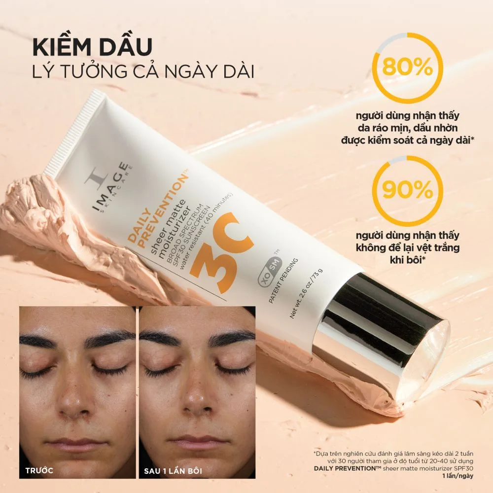 Trước và sau khi bôi sản phẩm trên làn da dầu thực tế