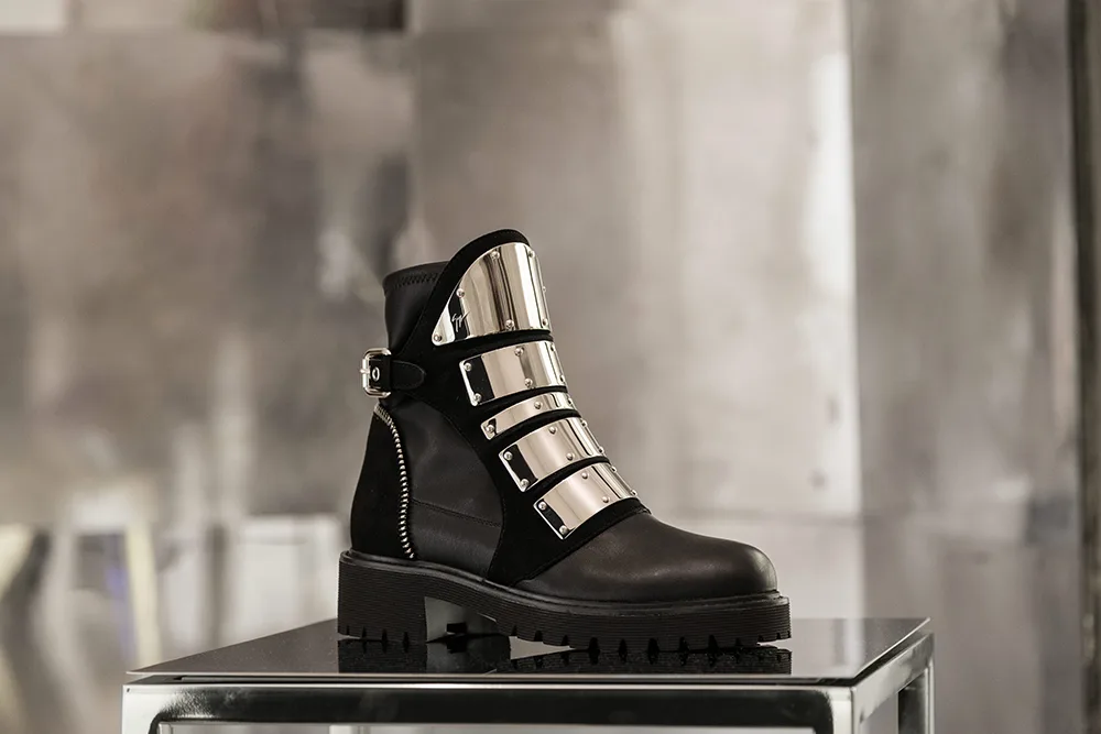 GIUSEPPE ZANOTTI FW18_REGAN I870069 002