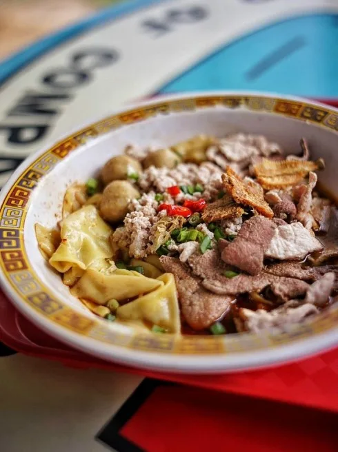 món ăn tại quán Hill Street Tai Hwa Pork Noodle