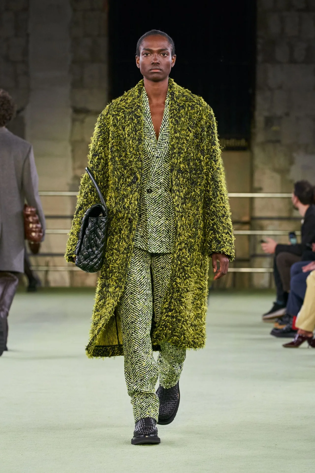 bottega veneta thu đông 2022 look 66