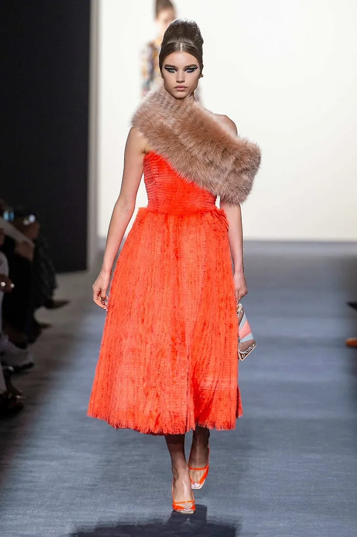 elle việt nam xu hướng màu sắc cam fendi
