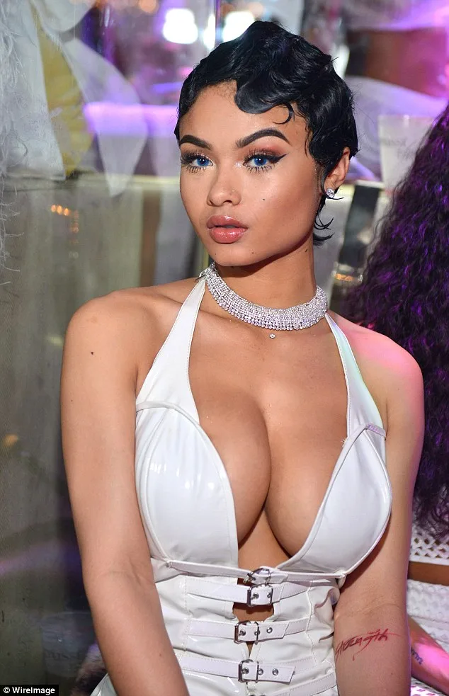 Mối tình phức tạp của Drake và Rihanna ELLE VN