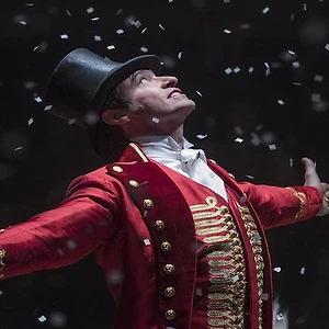 Đắm chìm trong những giấc mơ từ bộ phim nhạc kịch The Greatest Showman