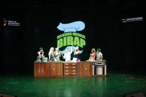 Bibap - Chương trình biểu diễn nghệ thuật không lời mô phỏng quá trình làm món cơm trộn đặc trưng của Hàn Quốc dựa trên nền nhạc đương đại.