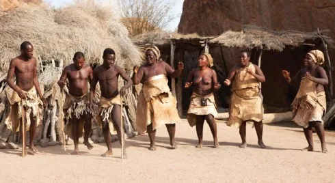 Du lich Namibia tieng goi noi hoang da 14
