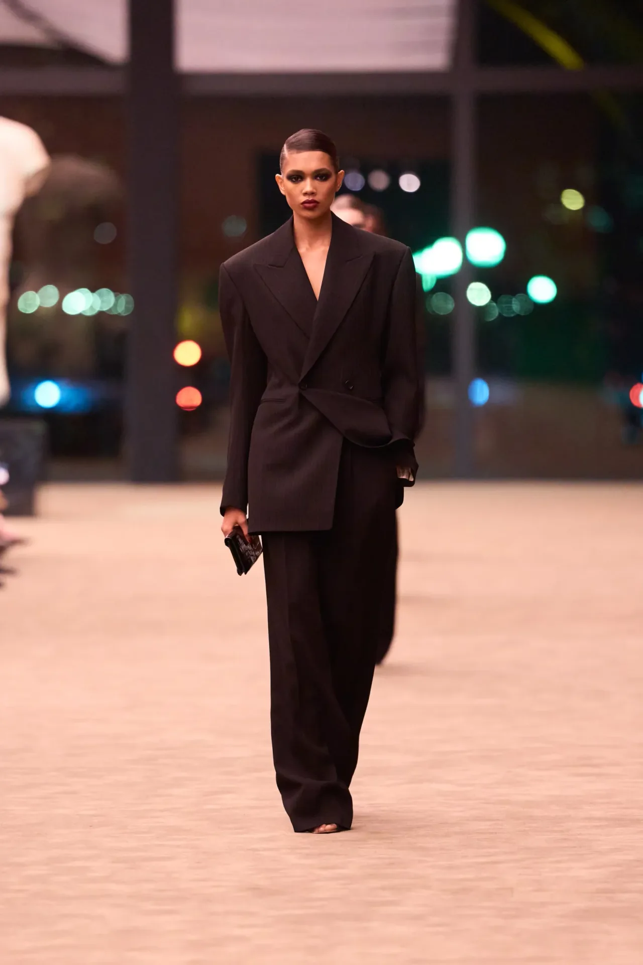 Saint Laurent Thu-Đông 2026