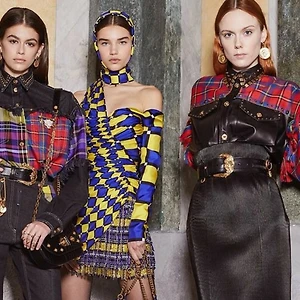 Thương hiệu Versace theo bước Gucci, Michael Kors: Nói không với chất liệu lông thú