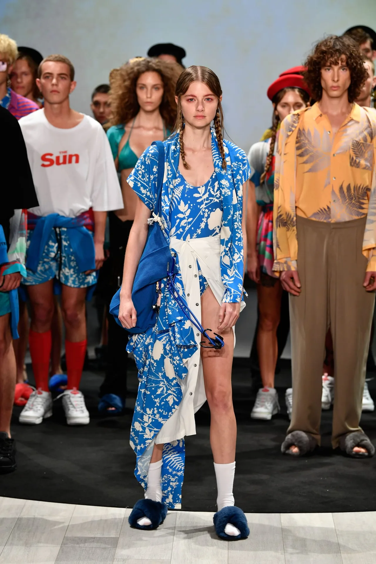 Double Rainbouu Resort 2018