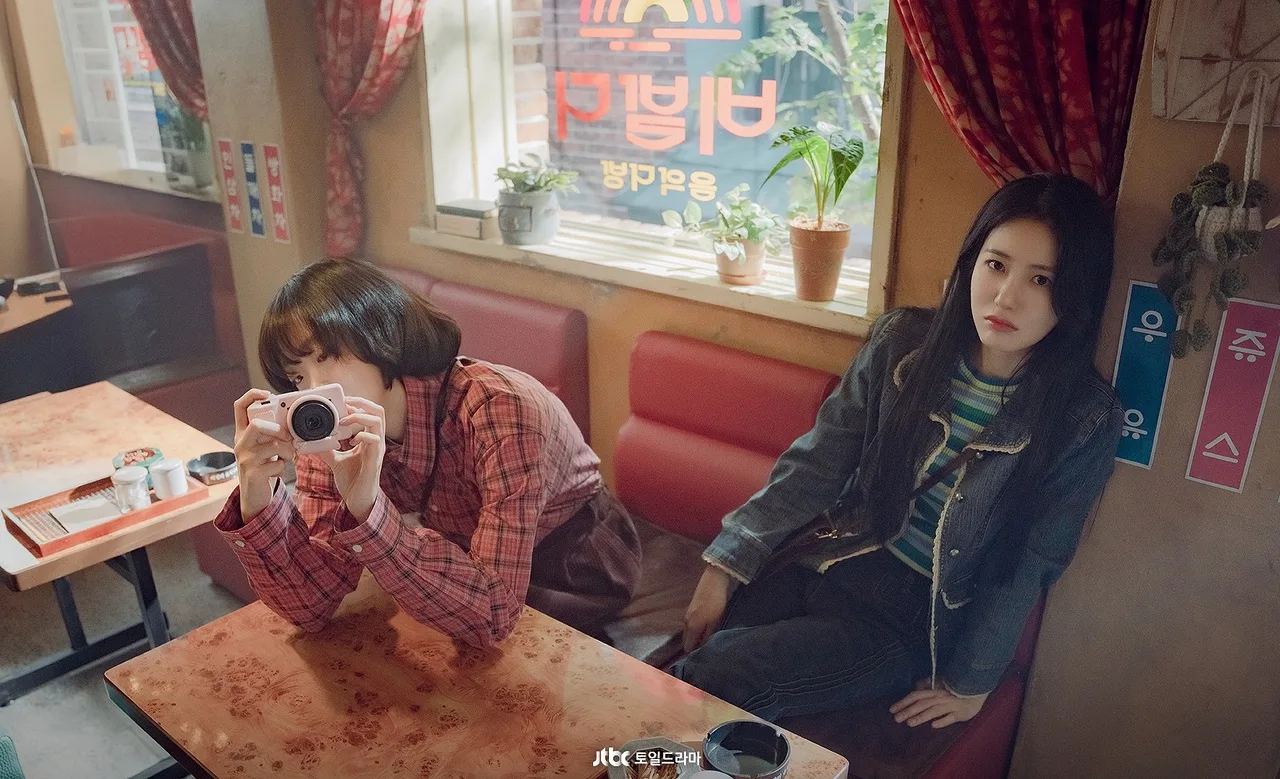 phim hàn trăm nah3 ký ức kim da mi và shin ye eun