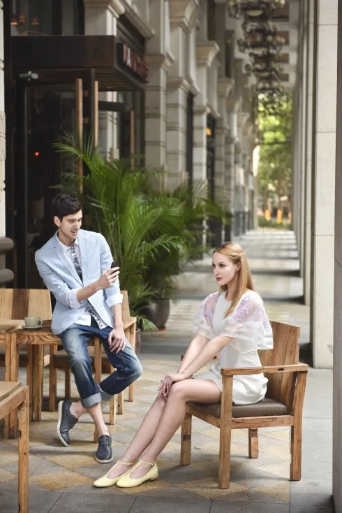 Bộ sưu tập Hè Clarks đa phong cách Bộ sưu tập Hè Clarks đa phong cách
