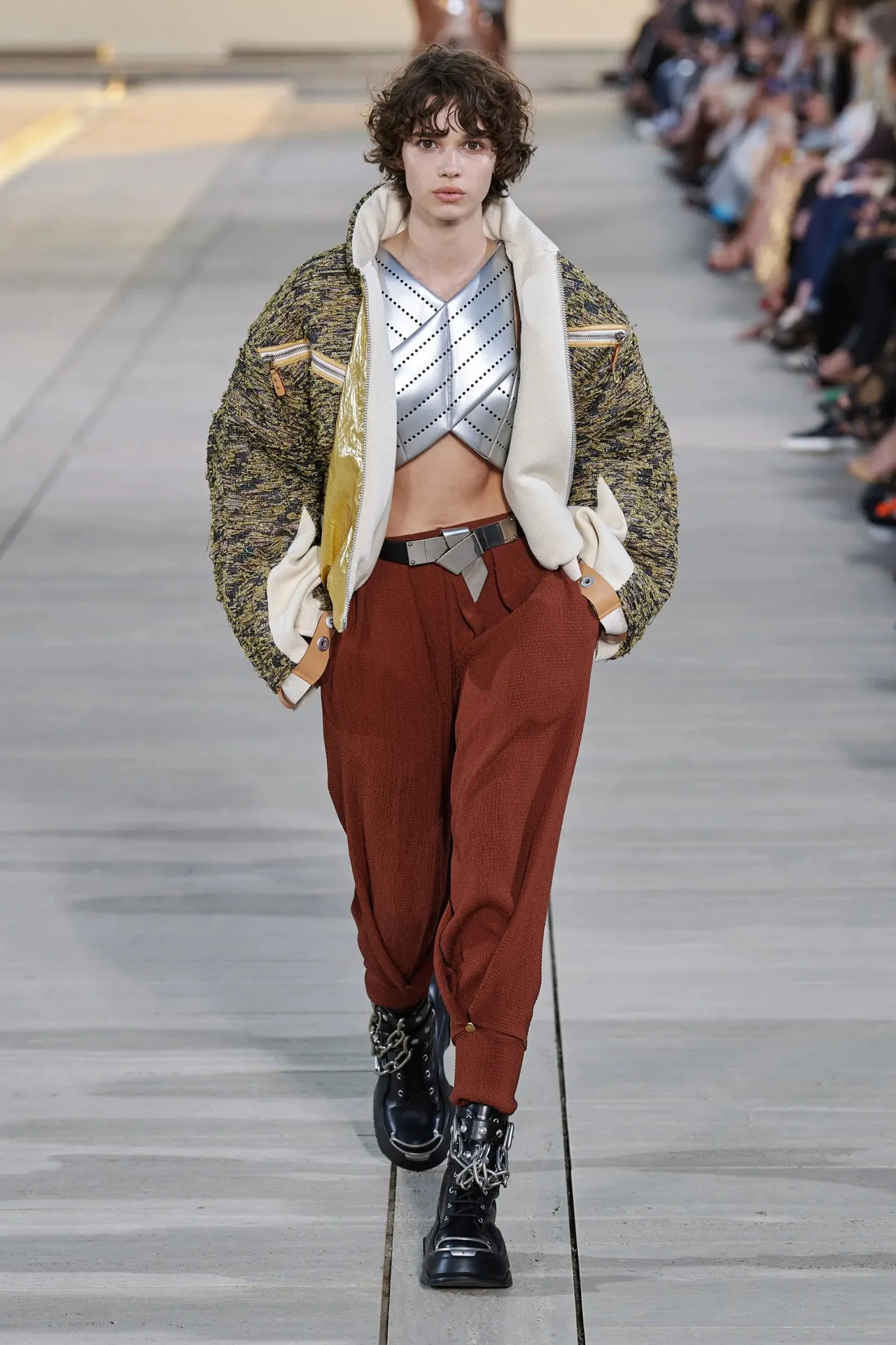 Louis Vuitton Cruise 2023 look 44