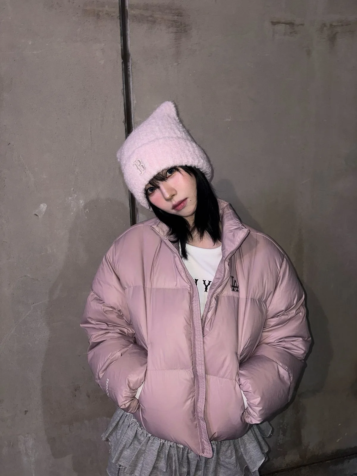 Karina là tín đồ của những chiếc beanie tai mèo
