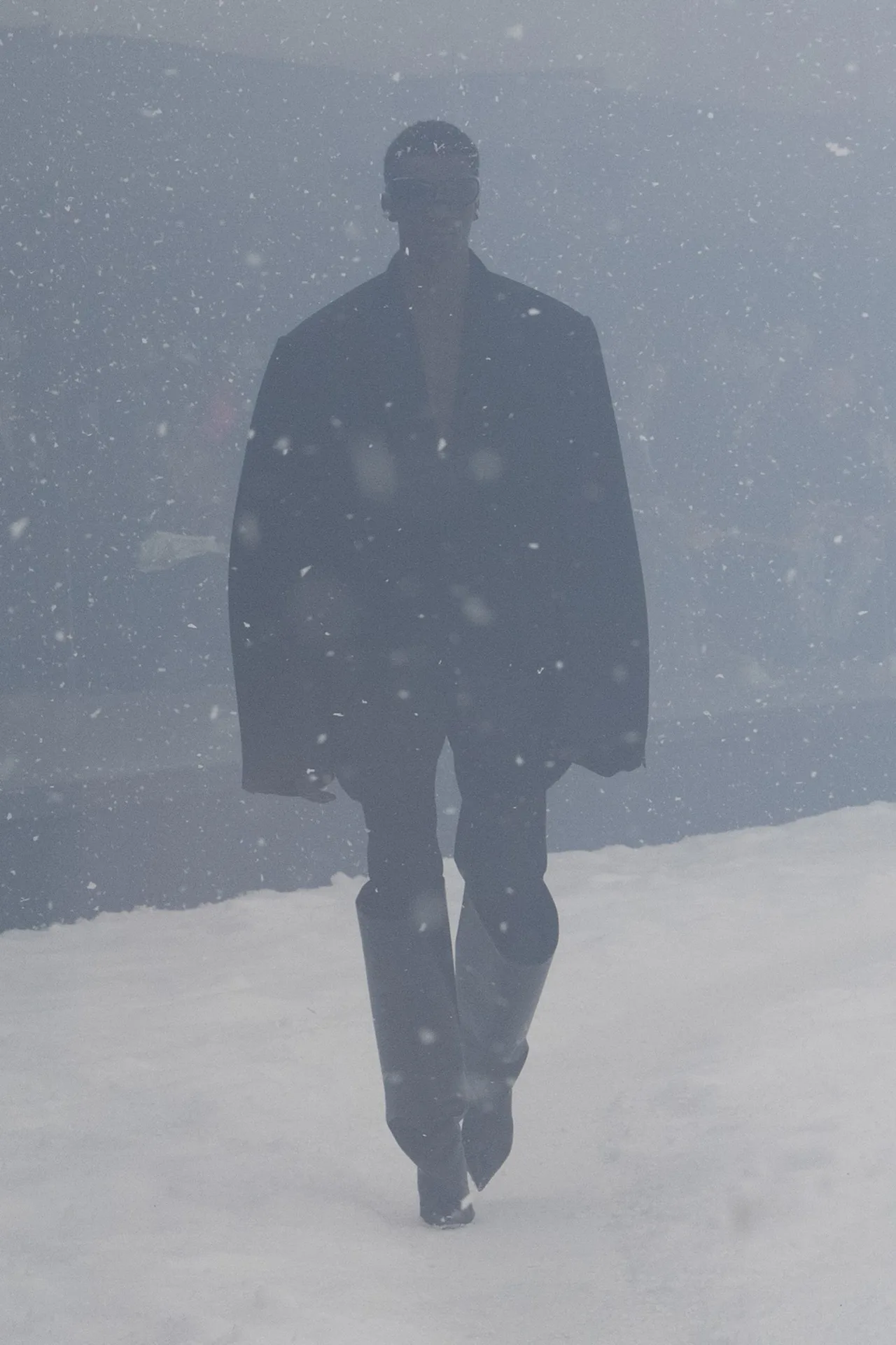 Balenciaga RTW Thu Đông 2022 look 22