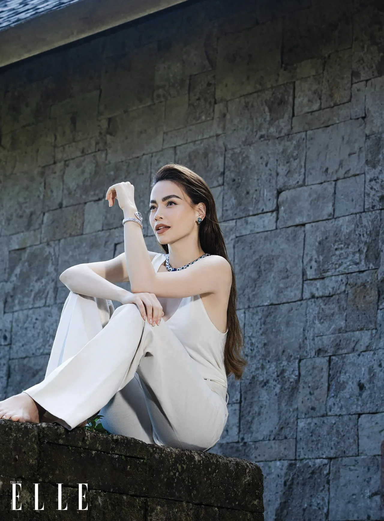 Hồ Ngọc Hà trang phục Gia Studio Hồ Ngọc Hà trang phục Gia Studio