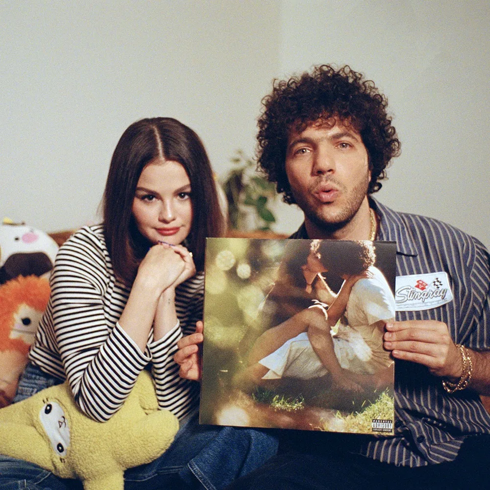 Selena Gomez và Benny Blanco kể câu chuyện tình của mình trong album I Said I Love You First
