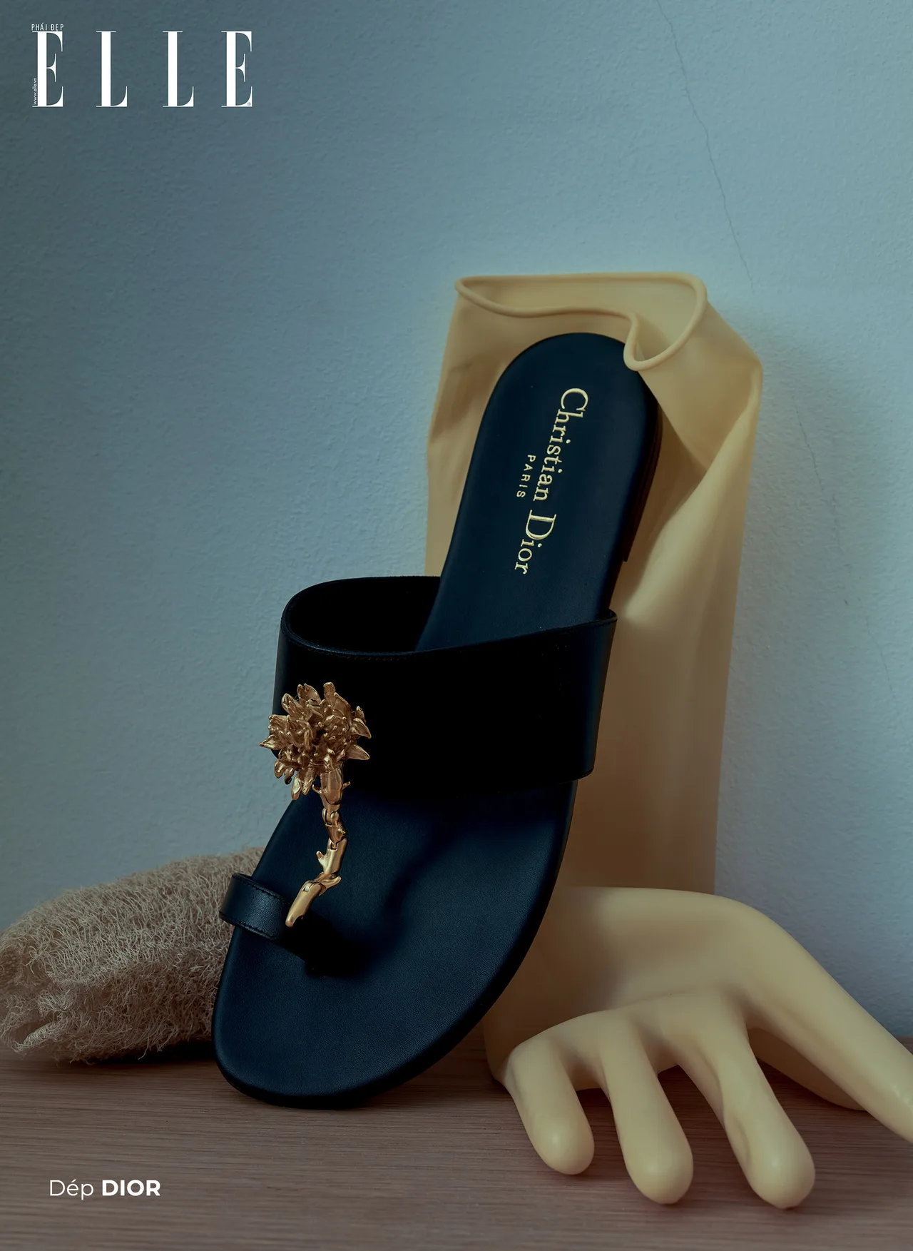 bộ ảnh dép Christian Dior bộ ảnh phụ kiện thời trang Xuân Hè 2020 dép Christian Dior