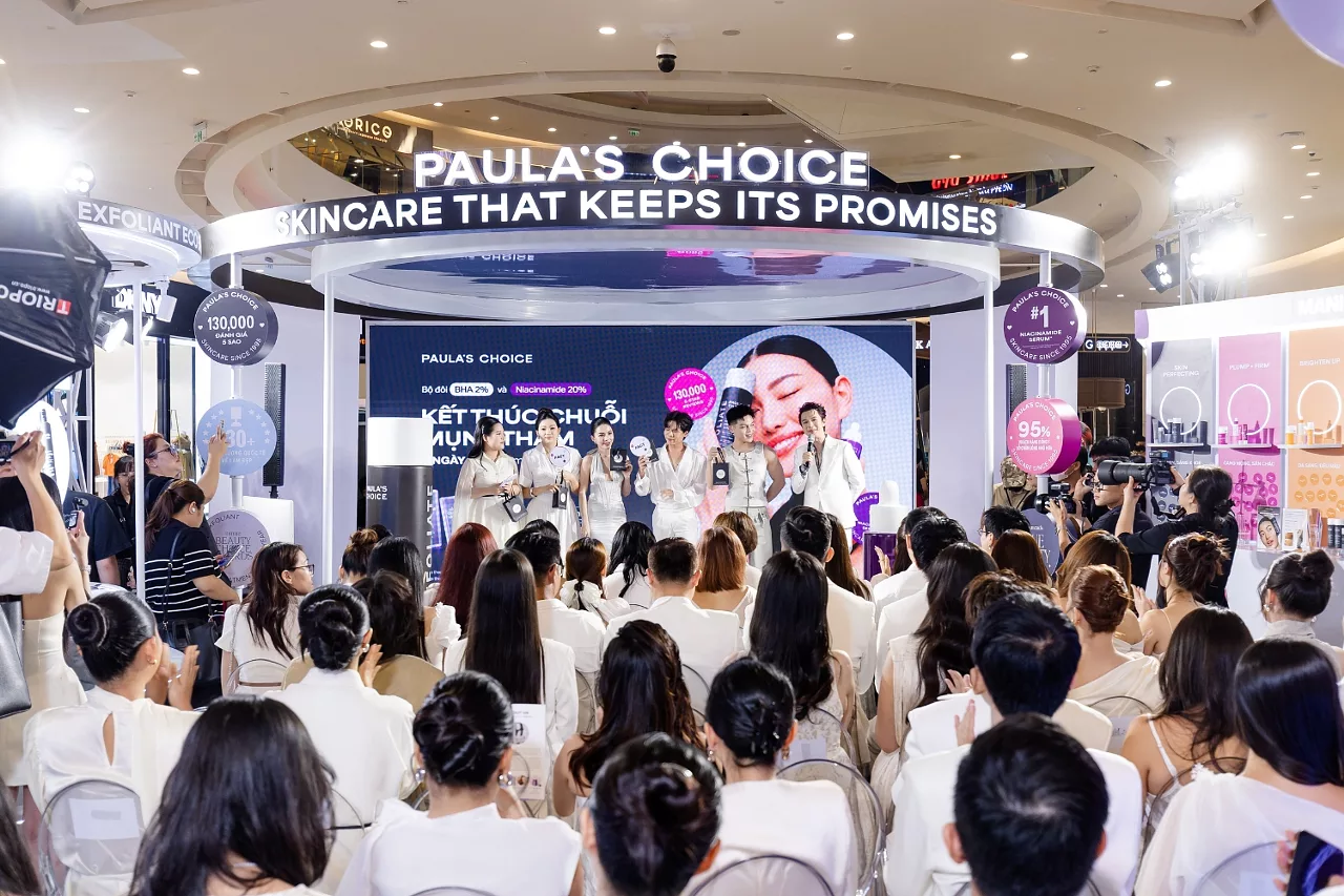 Không khí sôi động của buổi sự kiện của Paula's Choice