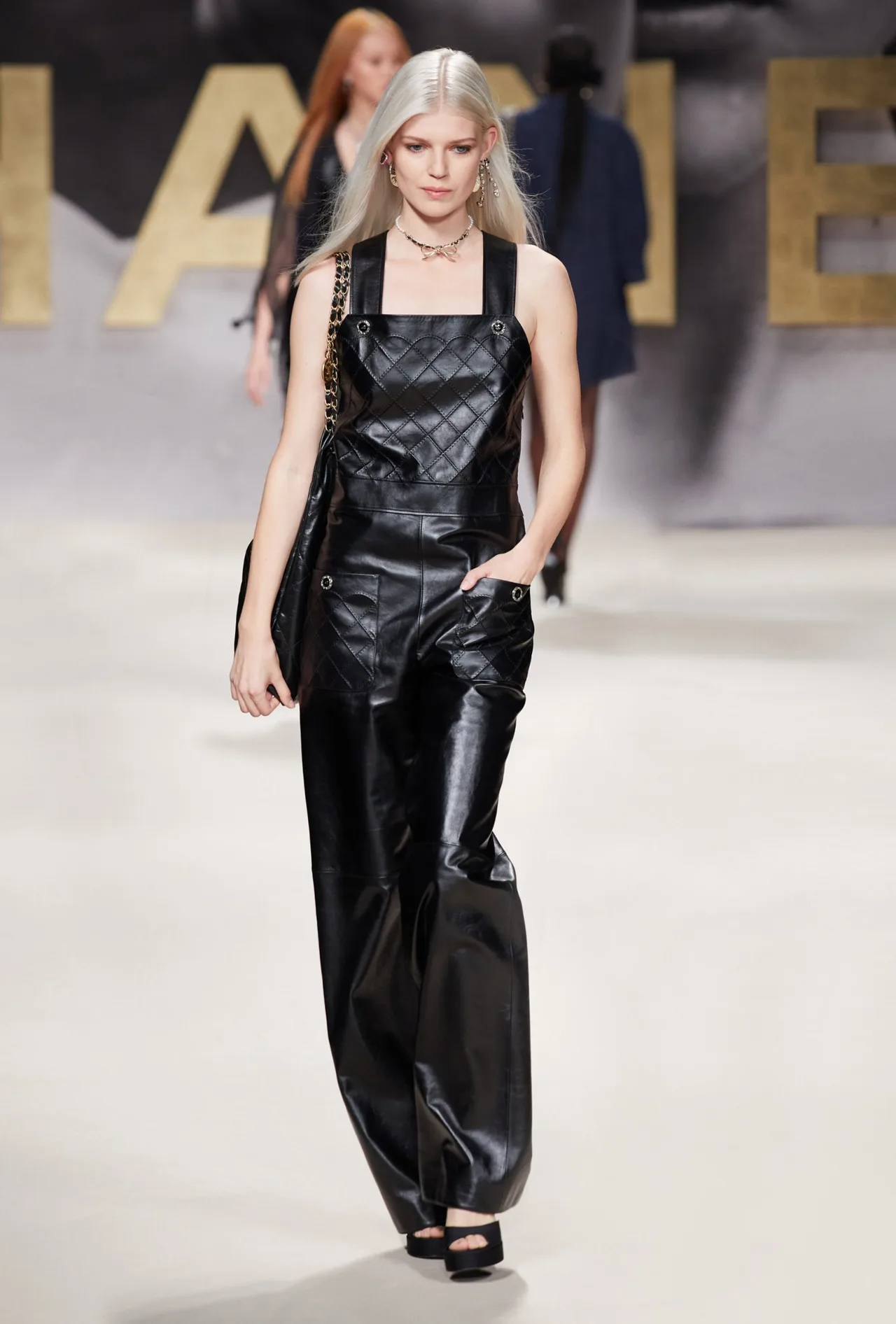 Chanel SS21 Look 59