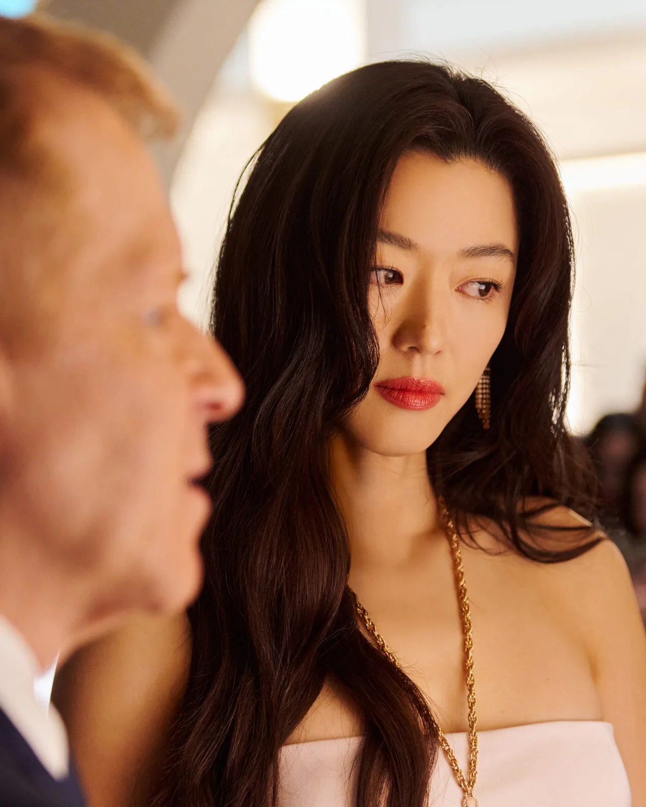 nhan sắc đại sứ Piaget Gianna jun