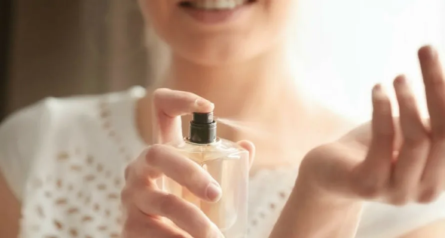 Cách sử dụng Body Mist Cách sử dụng Body Mist