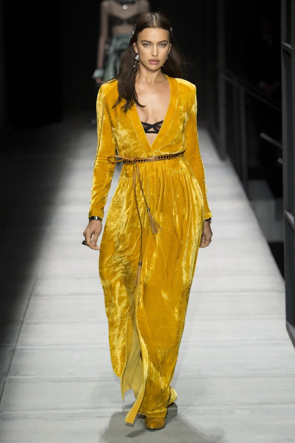 BST của thương hiệu Bottega Veneta mùa Thu 2018: Cuộc ngoại xâm đầy tham vọng của nhà mốt xa xỉ nước Ý BST của thương hiệu Bottega Veneta mùa Thu 2018: Cuộc ngoại xâm đầy tham vọng của nhà mốt xa xỉ nước Ý