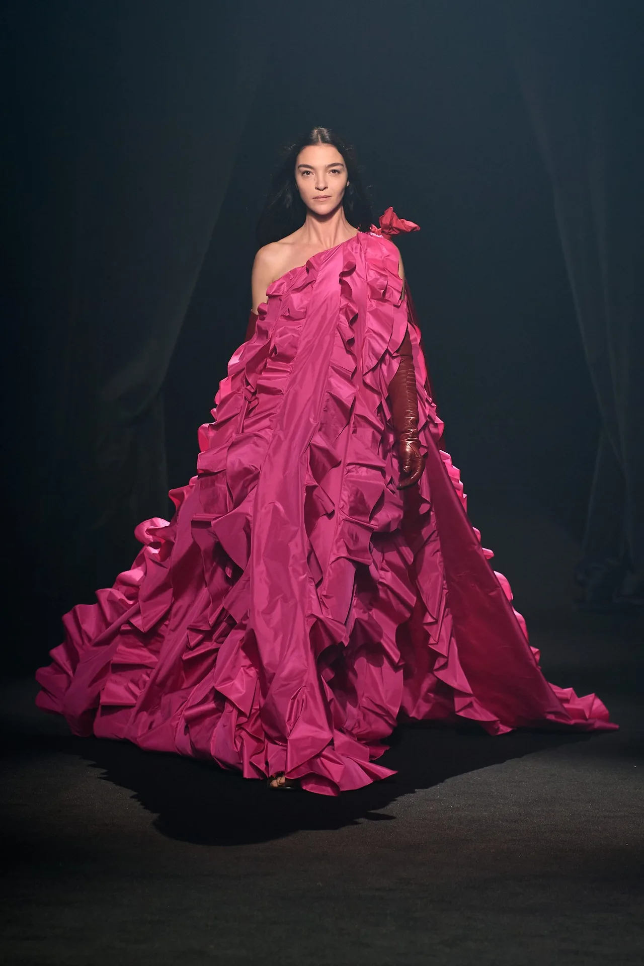 Alber Elbaz Love Brings Love Look 40