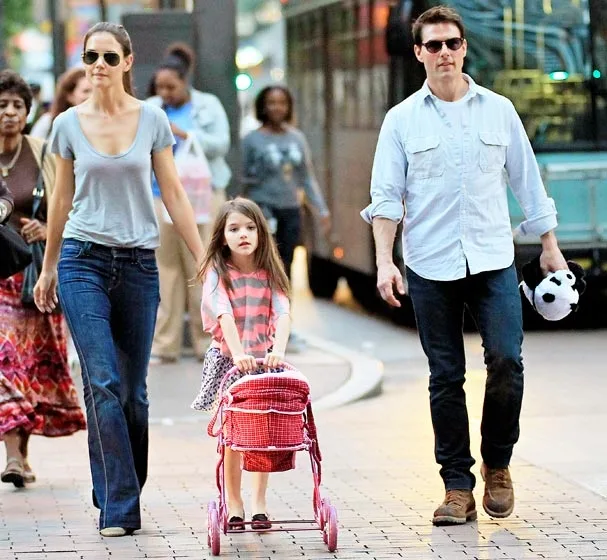 Gia đình của nam tài tử bộ phim "Nhiệm vụ bất khả thi" - Tom Cruise đã từng có những giây phút hạnh phúc bên nhau.
