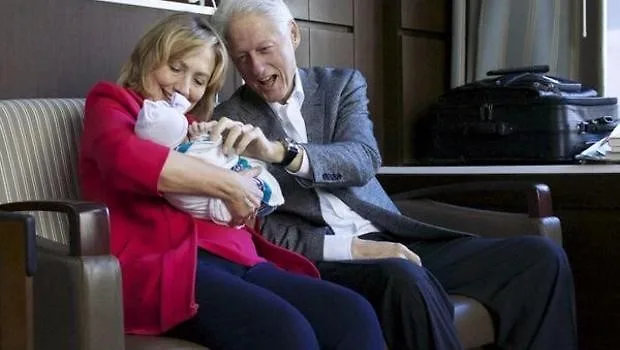 Chuyện tình cặp đôi Clinton - 08