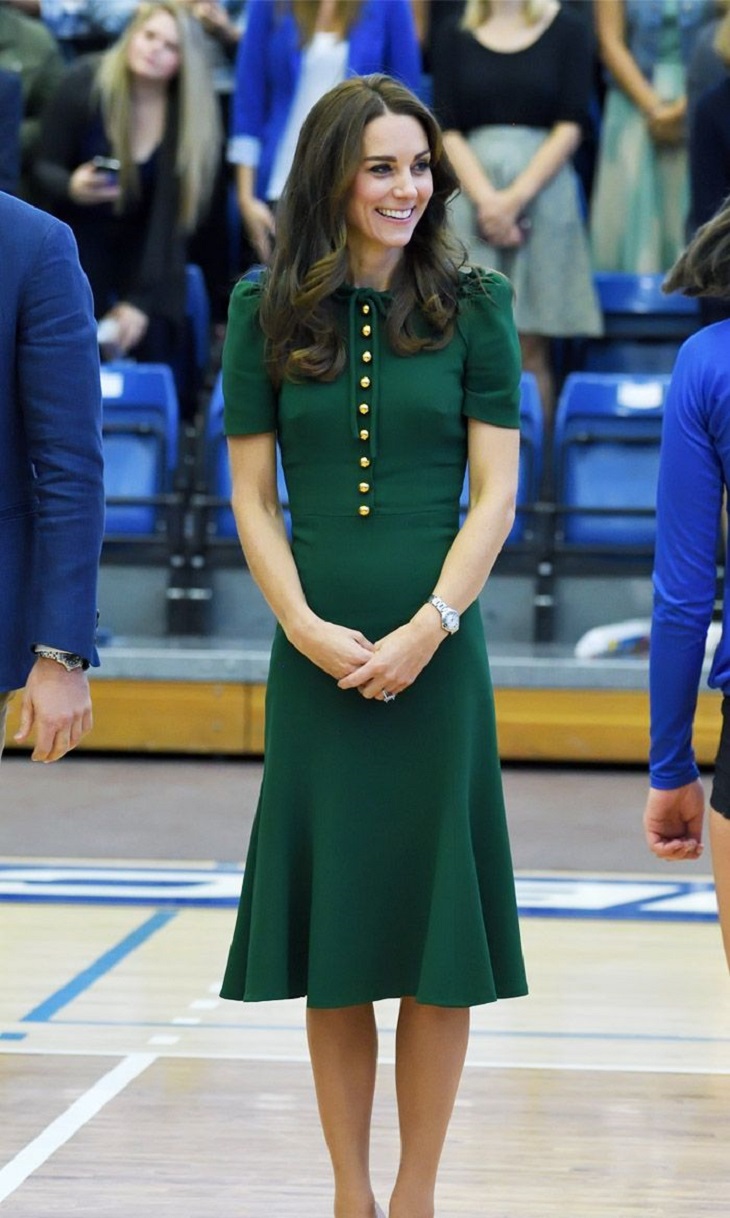 ELLE Việt Nam - 8 lần diện đẹp chuẩn “biên tập viên thời trang” của công nương Kate Middleton (4) ELLE Việt Nam - 8 lần diện đẹp chuẩn “biên tập viên thời trang” của công nương Kate Middleton (4)