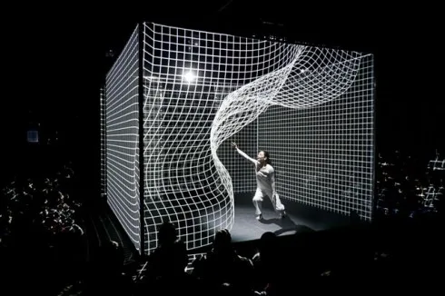 HAKANAI Compagnie AMCB Danseuse AKIKO KAJIHARA THEATRE DE ROANNE MARS 2014