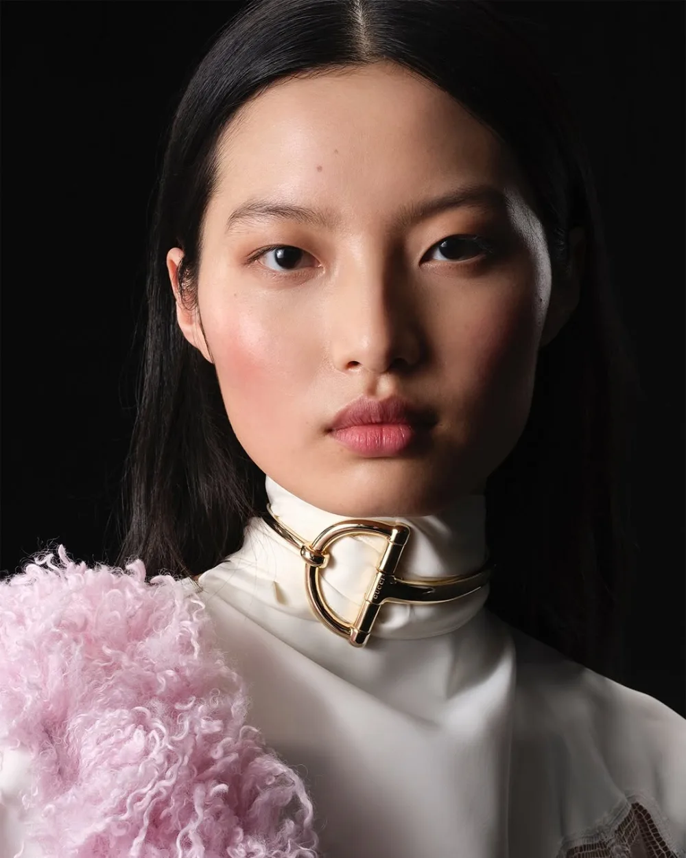 Layout makeup Thu-Đông 2025 của hãng Gucci Beauty.