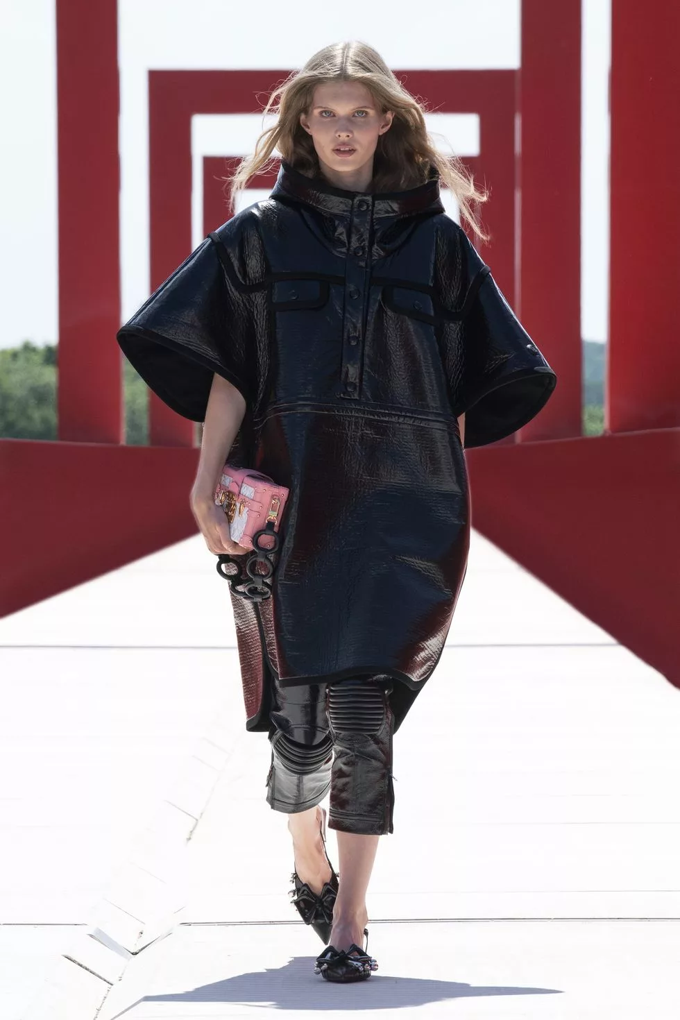 Louis Vuitton Cruise 2022 - look 2