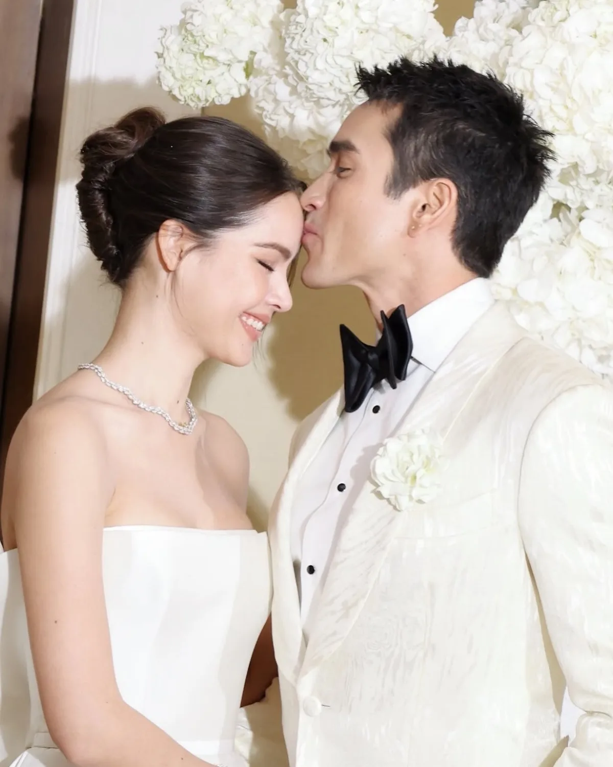 đầm cưới yaya urassaya sperbund 2