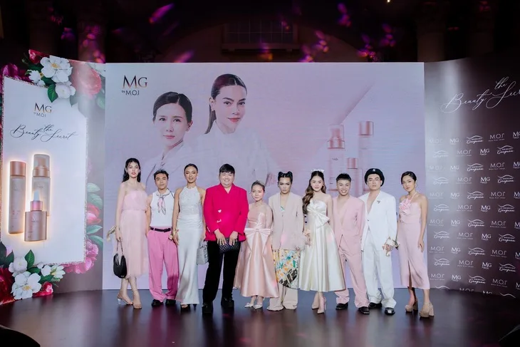 Với dàn khách mời đồ sộ gồm nhiều hoa hậu, á hậu, người đẹp, người nổi tiếng trong giới làm đẹp và Tiktoker…