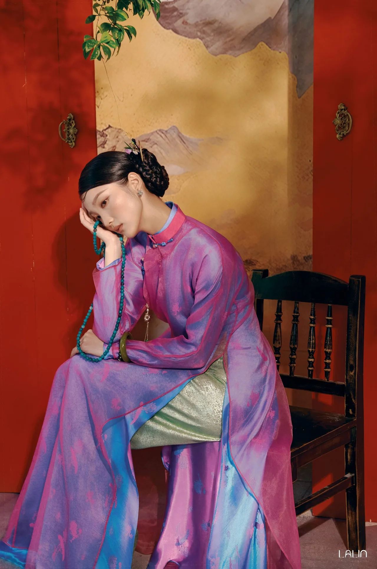 chiếc áo dài pastel luôn thịnh hành khi Tết đến xuân về