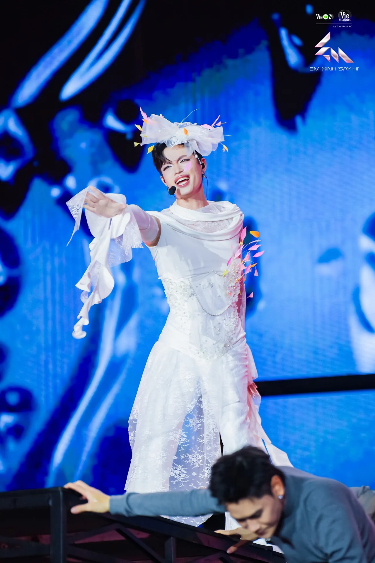 Pháp Kiều thời trang concert "Em Xinh Say Hi"
