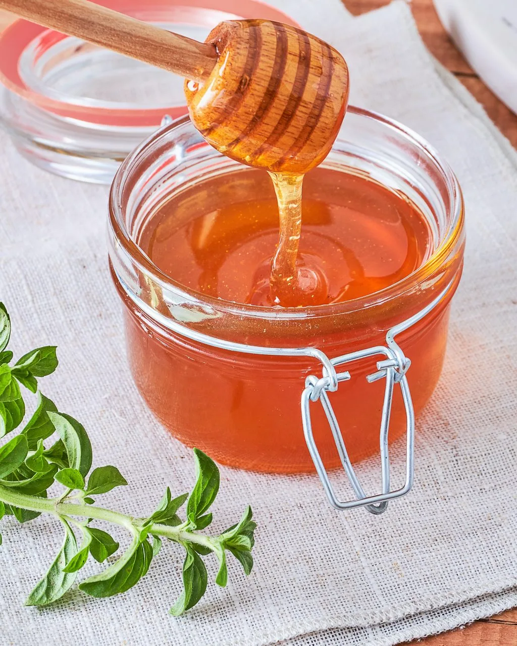 Cách trị thâm bằng mật ong Cách trị thâm bằng mật ong