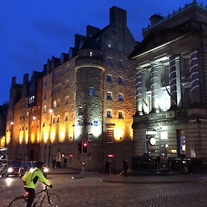 Edinburgh, mùa đông ma mị
