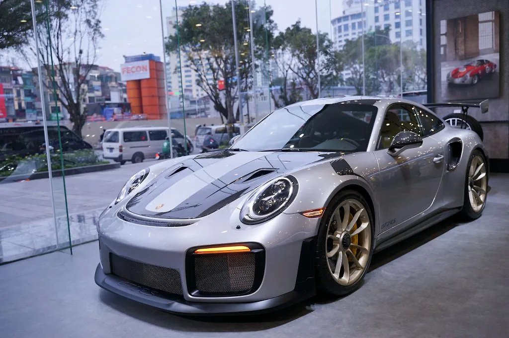 sự kiện Porsche Media Night 2019 của Porsche Việt Nam 4