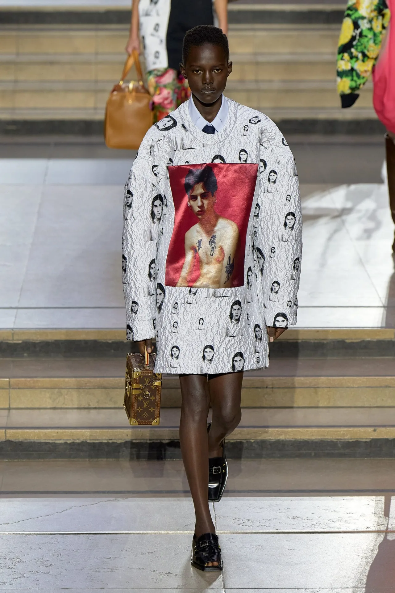 Louis Vuitton Thu Đông 2022 look 38