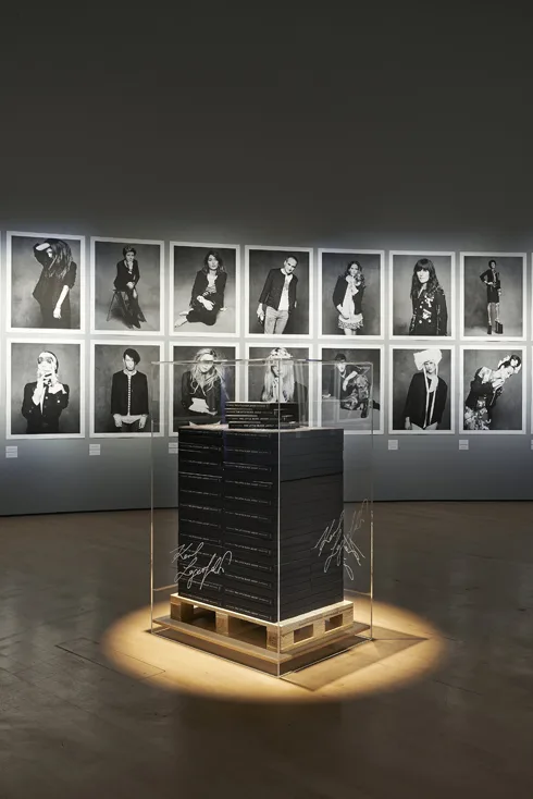 007_THE LITTLE BLACK JACKET EXHIBITION IN SINGAPORE