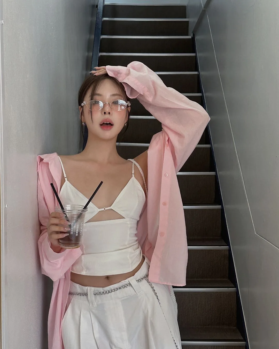 eun31_ch diện màu hồng phối trắng