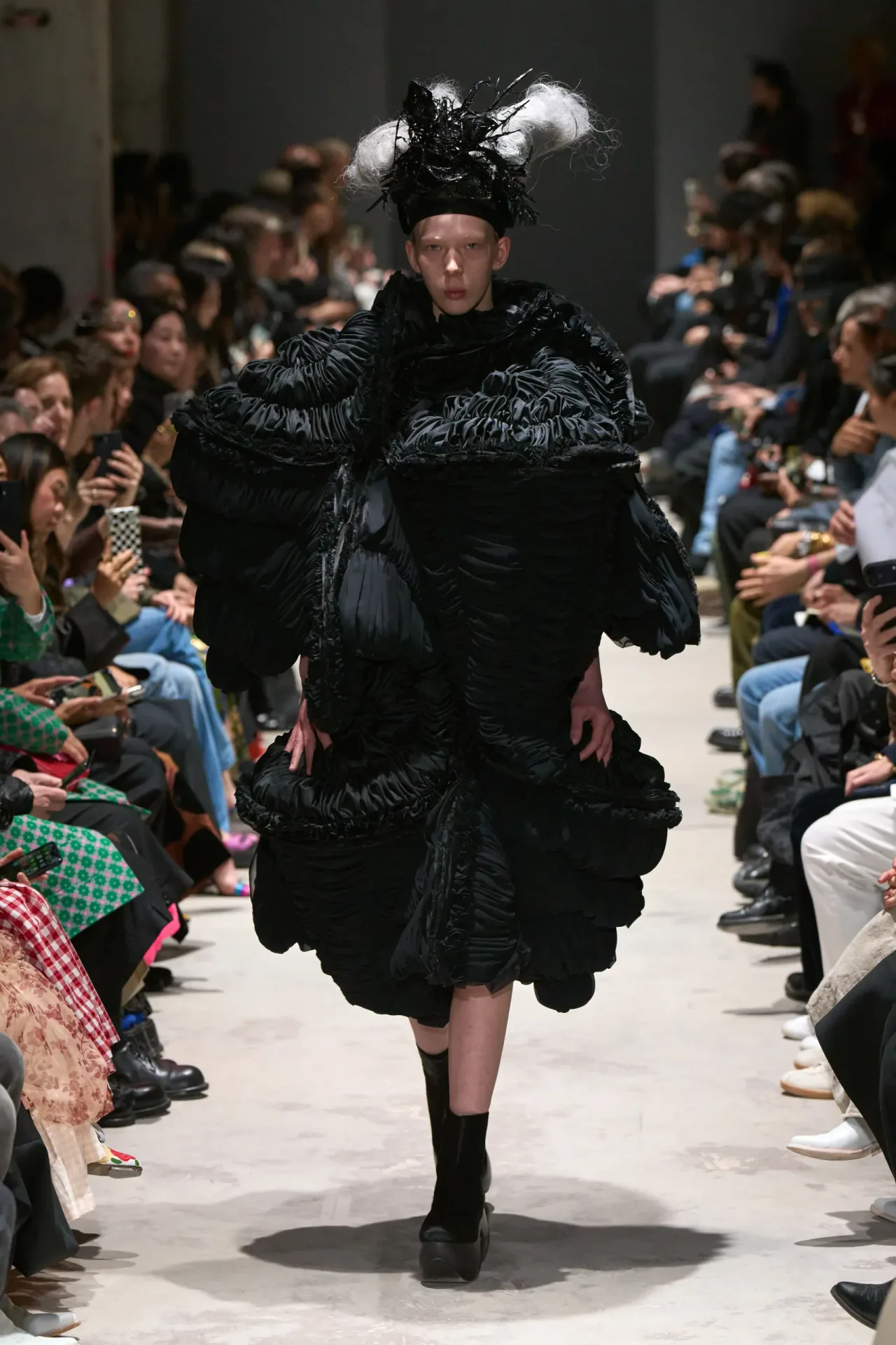 Comme des Garçons Thu-Đông 2026