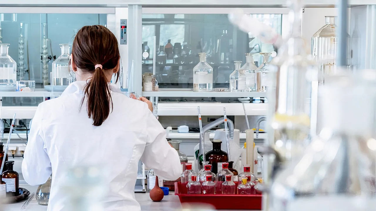 Phòng Lab nghiên cứu sản phẩm LANCI (Hàn Quốc) nghien-cuu-san-pham