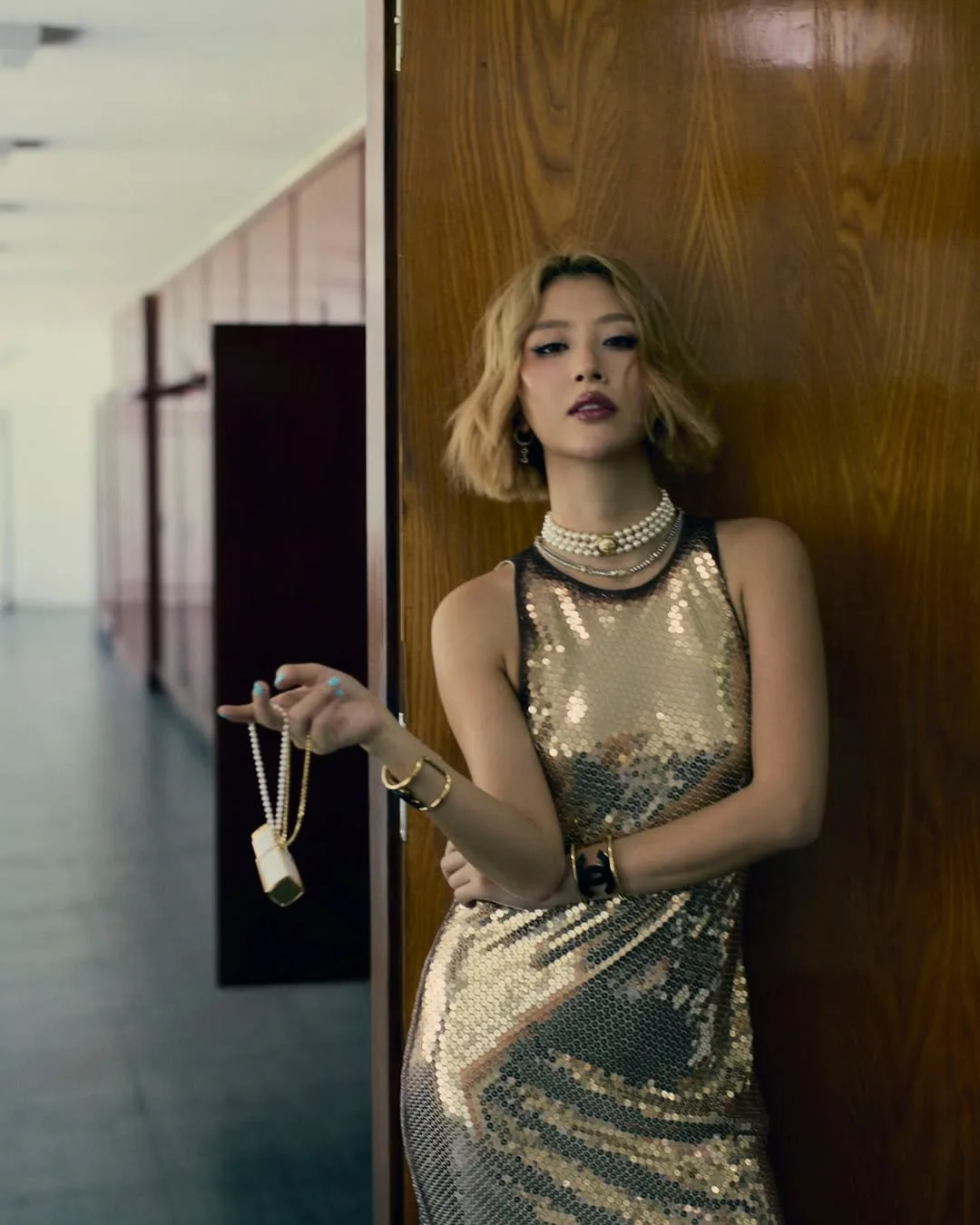 Quỳnh Anh Shyn diện "Boho-chic" và "Disco glam" huyền thoại từ thập niên 70