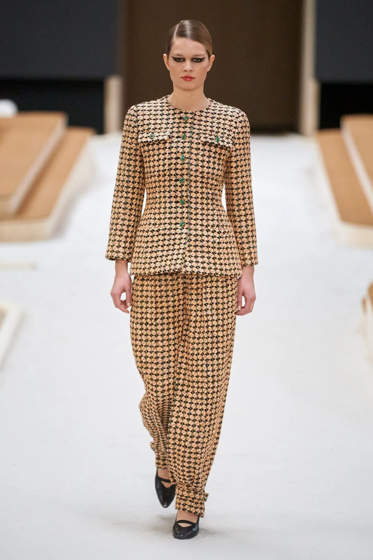 Chanel Couture Xuân Hè 2022 look 3