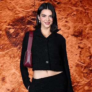 Jennie, Kendall Jenner, Nicole Kidman toả sáng giữa thiên hà Chanel Xuân-Hè 2026
