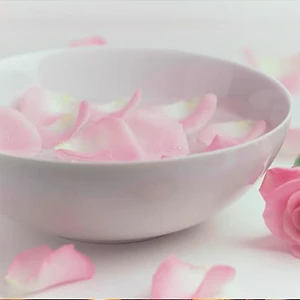 Mỹ phẩm thiên nhiên giúp da và tóc đẹp lên tức thì