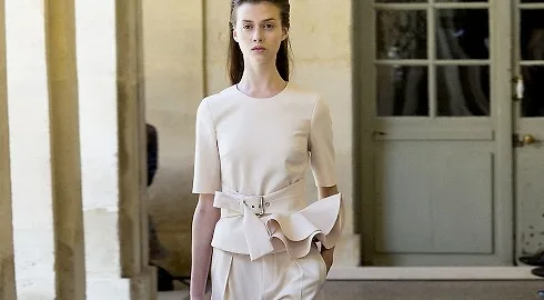 Buổi trình diễn BST Haute Couture Thu Đông 2014-2015 của Bouchra Jarrar Buổi trình diễn BST Haute Couture Thu Đông 2014-2015 của Bouchra Jarrar